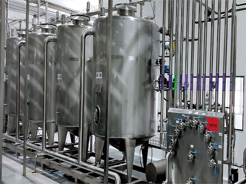 全自動(dòng)四罐制CIP清洗系統(tǒng)